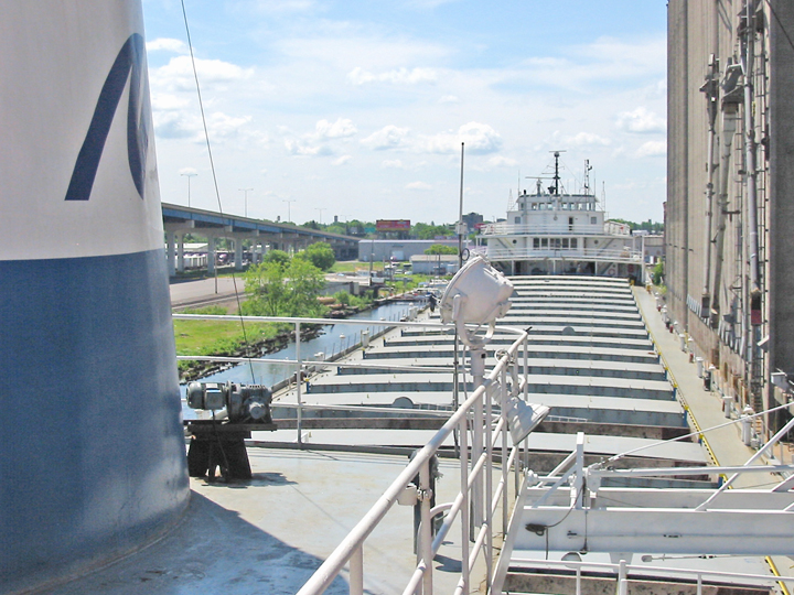 Looking forward from after cabins on Voyageur Indpendent