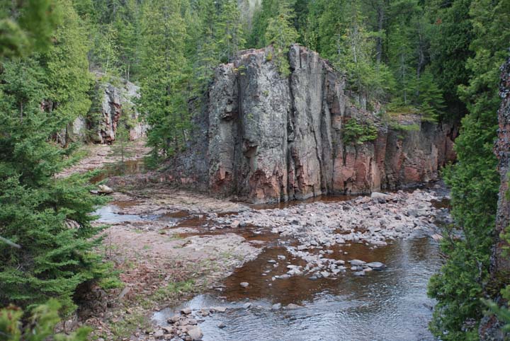 Split Rock River: Split Rock Falls