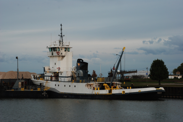 tug Undaunted