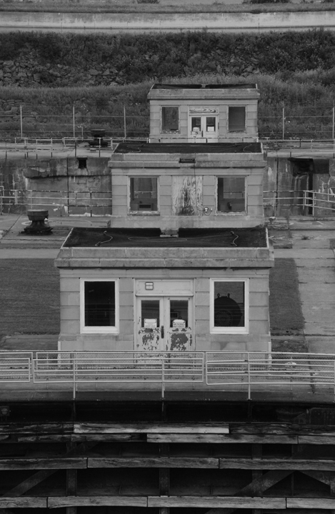 Lock Buildings