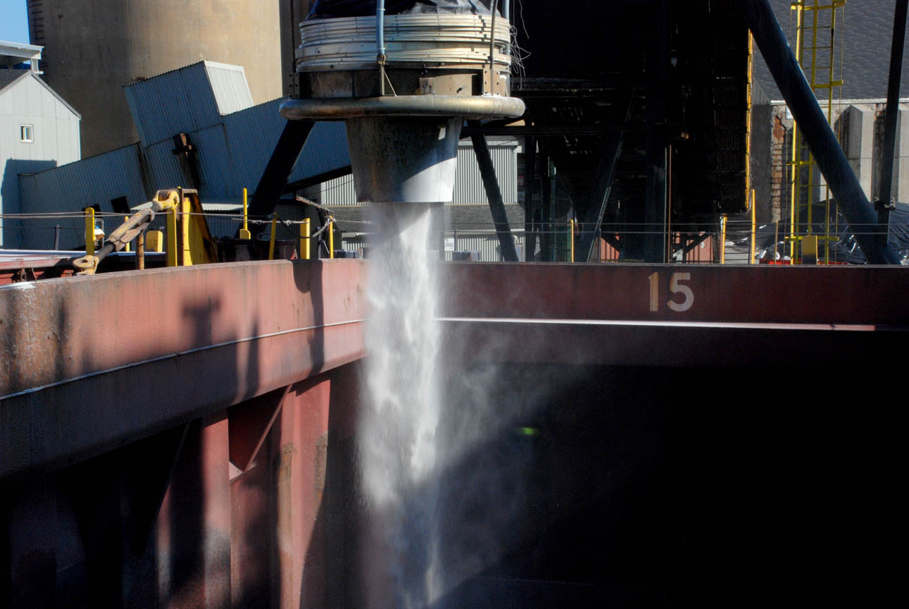 Loading funnel