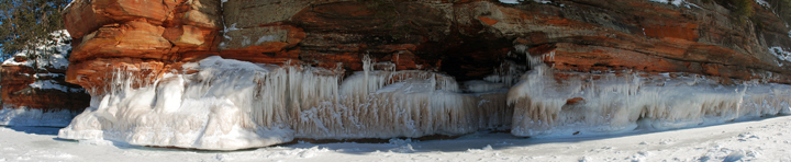 Banner image: Sea Caves, Apostle Islands